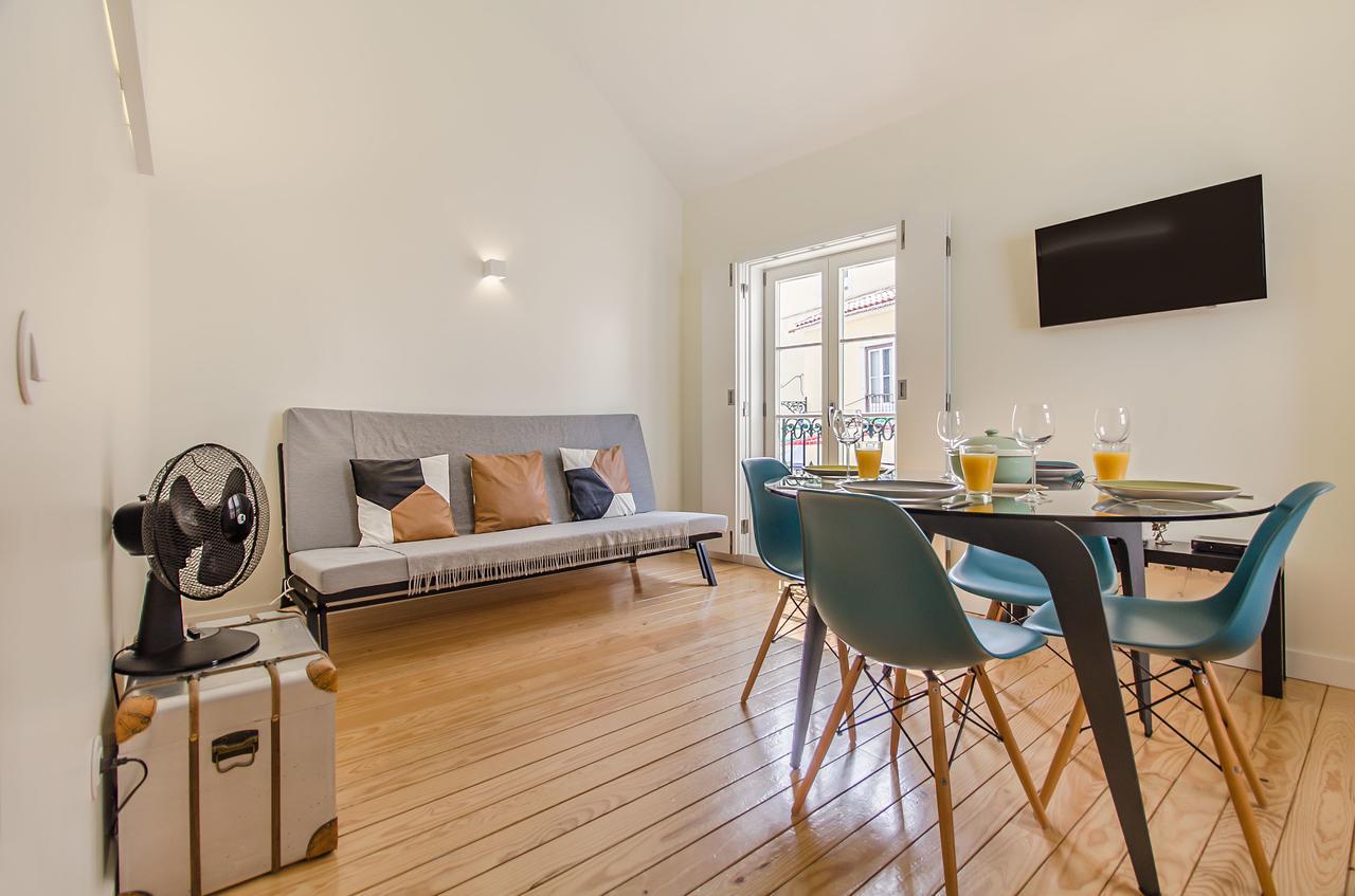 Design Apartment In Typical Alfama Лиссабон Экстерьер фото